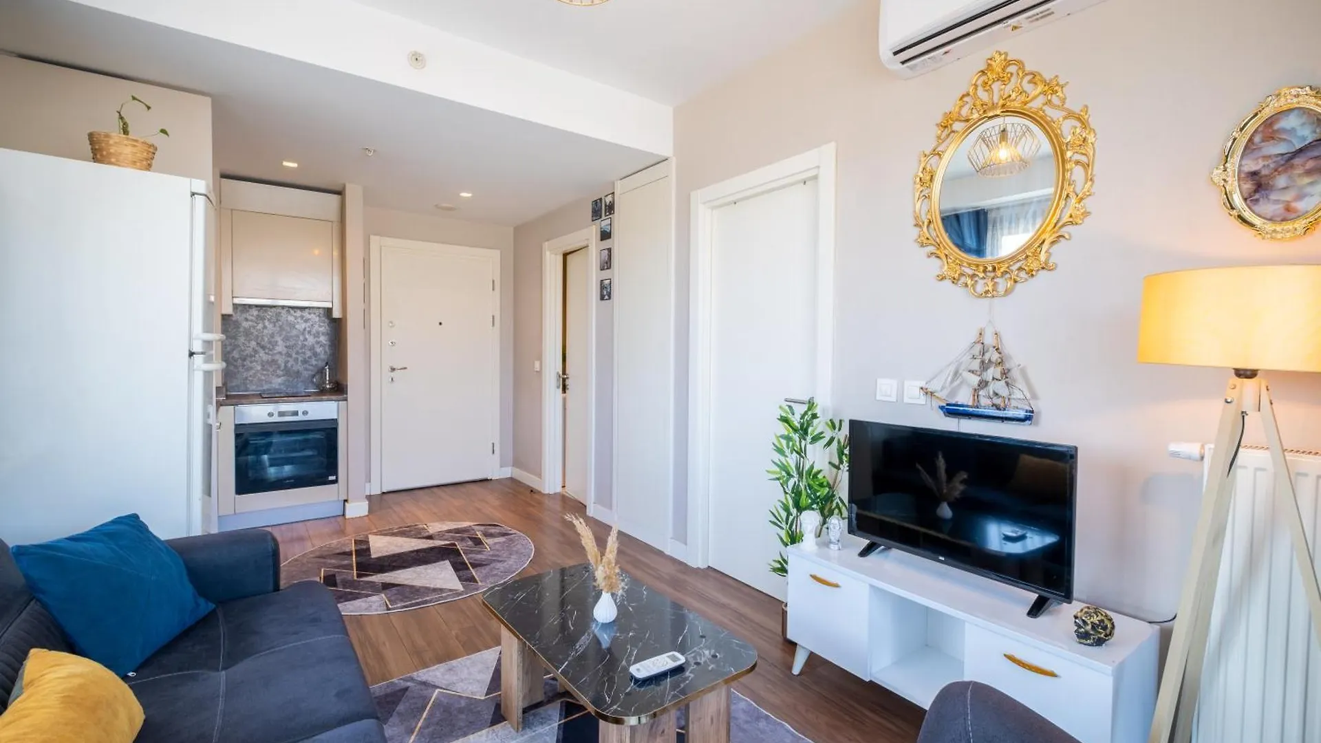 The Riyal Istanbul Apartment